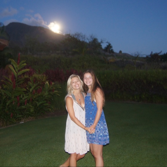 Meet your Posher, Sophia - Picture 1 of 1